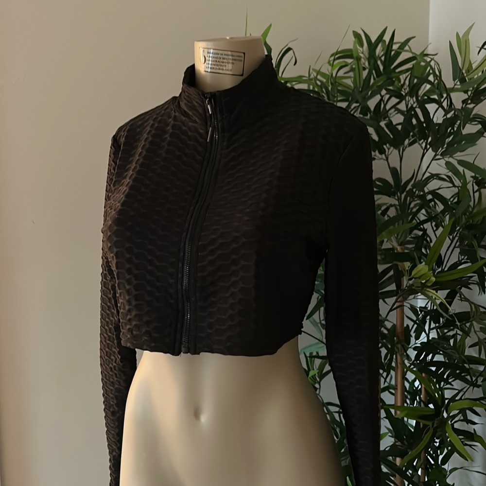 ❗️SALE❗️ 3x$25 Workout cropped jacket